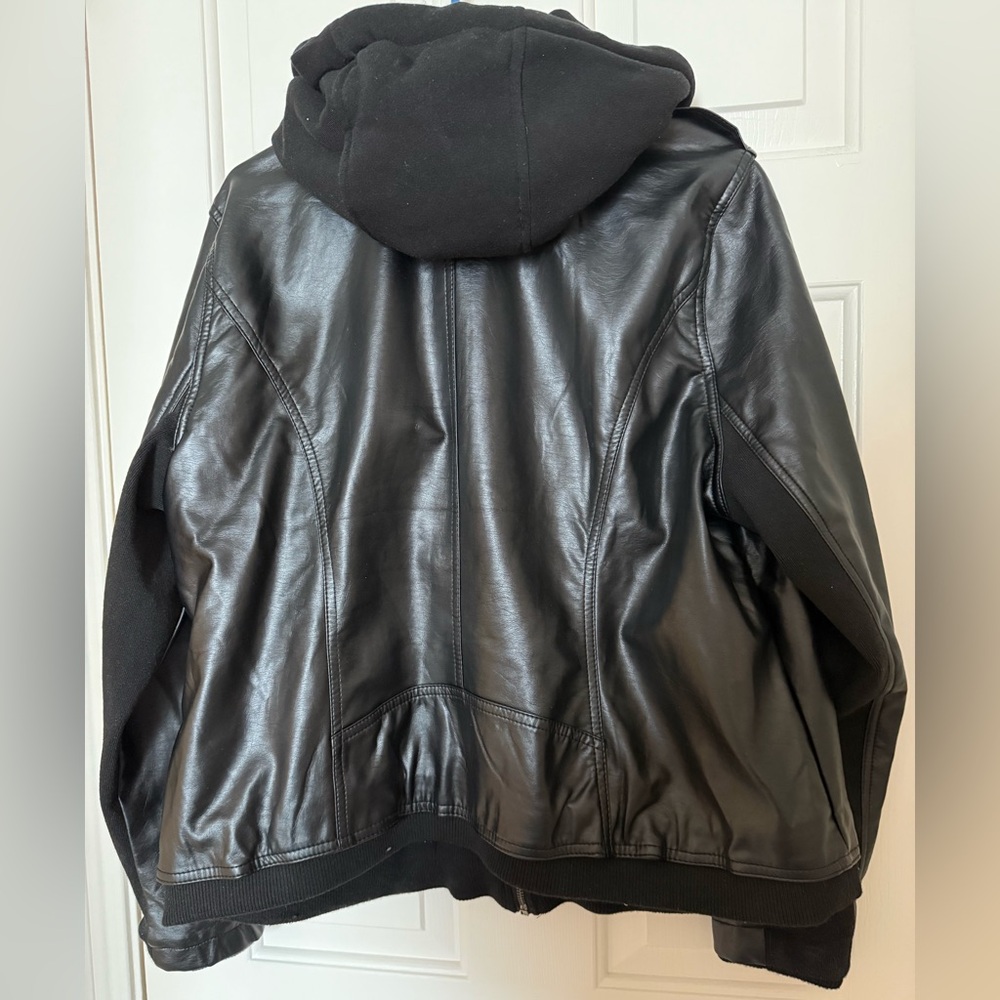 Torrid faux leather jacket with hoodie women’s plus size 2 - Picture 2 of 9